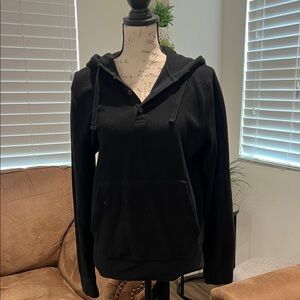 🍀Banana Republic Black V-Neck Sweater